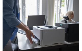 Brother DCP-7055 - niezawodna drukarka laserowa dla małych firm